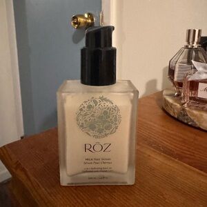 Milk Hair Serum - Black and Cream